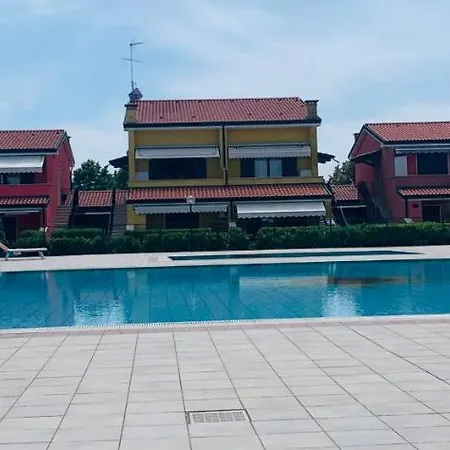 Villaggio & Piscina *